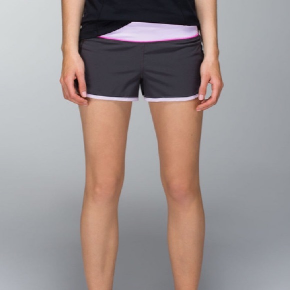 🍁50% Off Sale 🍁 Lululemon Run: Speed Short *4-way Stretch - Picture 4 of 15